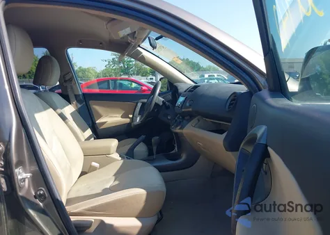 2011 Toyota Rav4 z USA, uszkodzony, nr VIN 2T3ZF4DV9BW068668